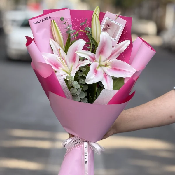 دسته گل اوریانتال رز