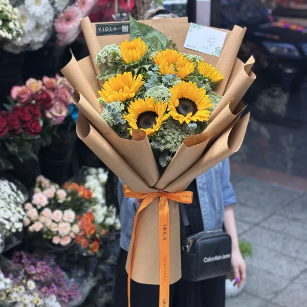 دسته گل آفتاب زرین