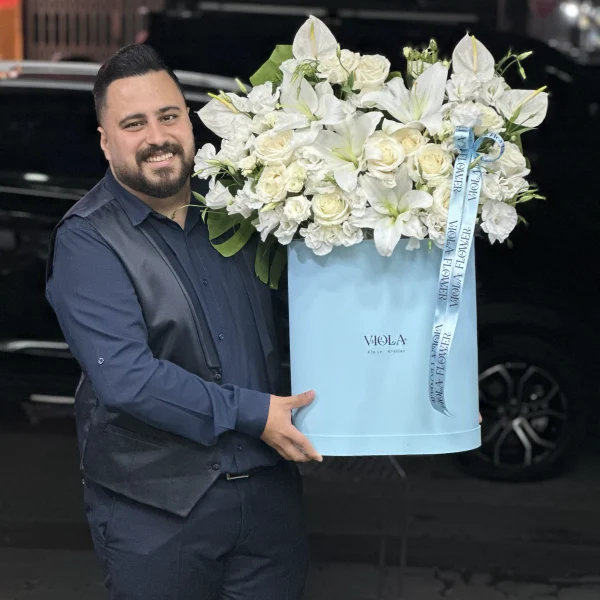 باکس گل تاج آبی