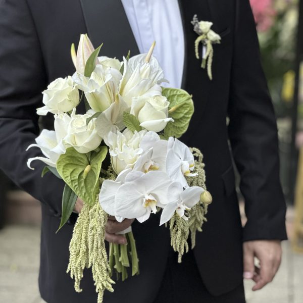دسته گل عروس تاج سفید